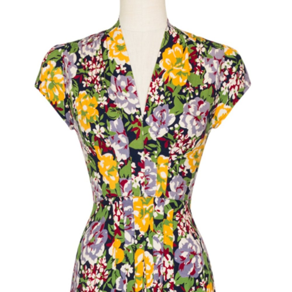Jenny Short Sleeve Long Dress in Victory Floral